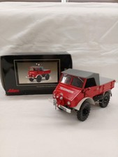 SCHUCO 00137 1/18 MERCEDES-BENZ UNIMOG U401