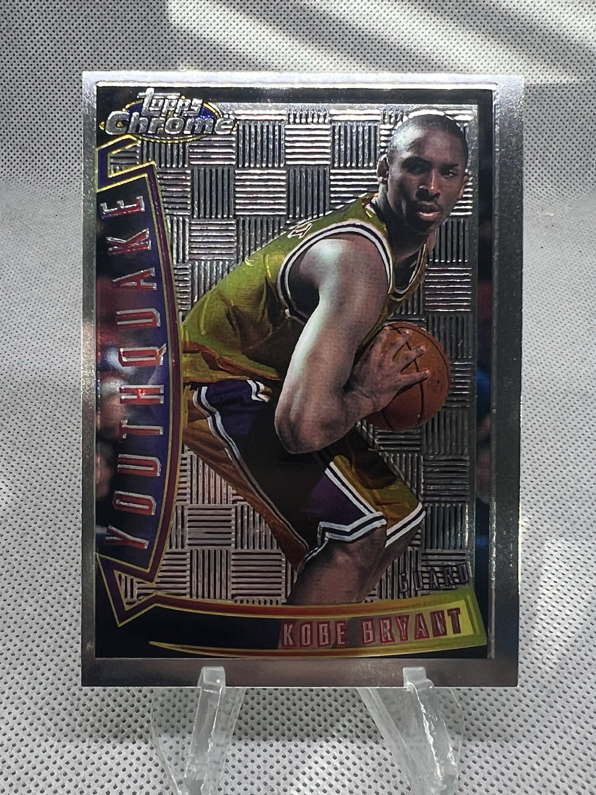 その他 1996 Topps Chrome Youthquake Kobe Kobe Bryant 1996 Topps Chrome #YQ15 Youthquake Price Guide