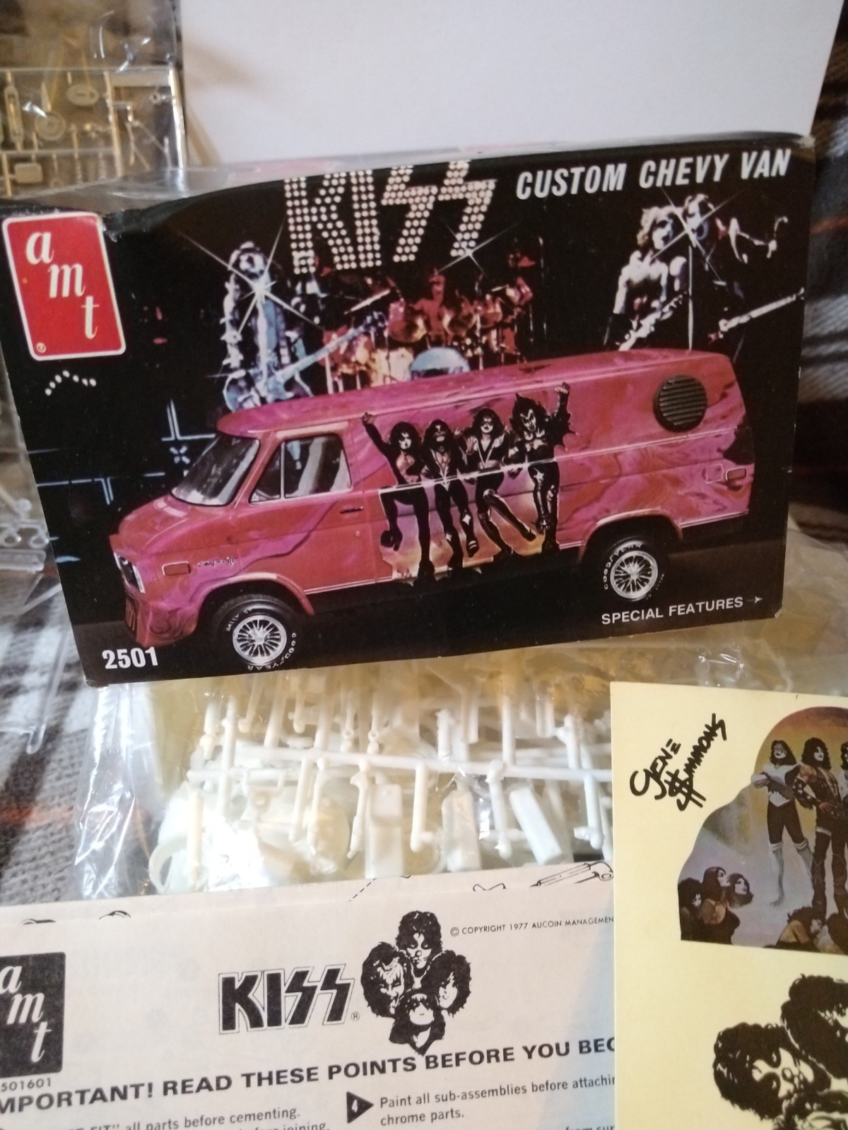 VTG 1977 AMT KISS Custom Chevy Van Plastic Model Kit New Open Box NICE!