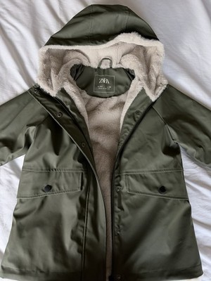 ZARA SIZE 6-7 GIRLS RUBBERRIZED FAUX FUR LINING KHAKI JACKET MADE IN VIETNAM 