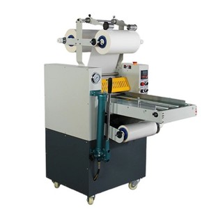 Laminateur de film autocollant entièrement automatique à chaud et à froid