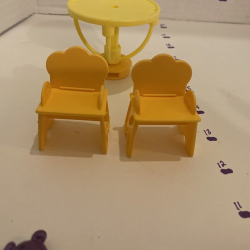 Barbie-Kelly-Merry-Go-Round/Table-chairs Secret Clubhouse-2002- - Picture 3 of 9
