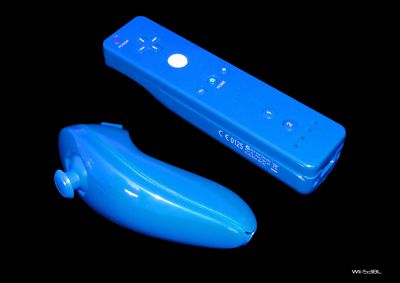 Gloss Blue Remote Nunchuck Shell kit for the Nintendo Wii
