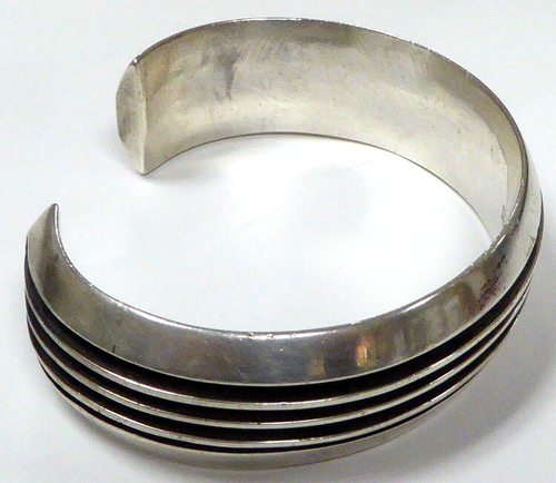 NATIVE AMERICAN THOMAS YAZZIE NAVAJO 925 STERLING SILVER BRACELET 60.9 GRAMS - Picture 5 of 5