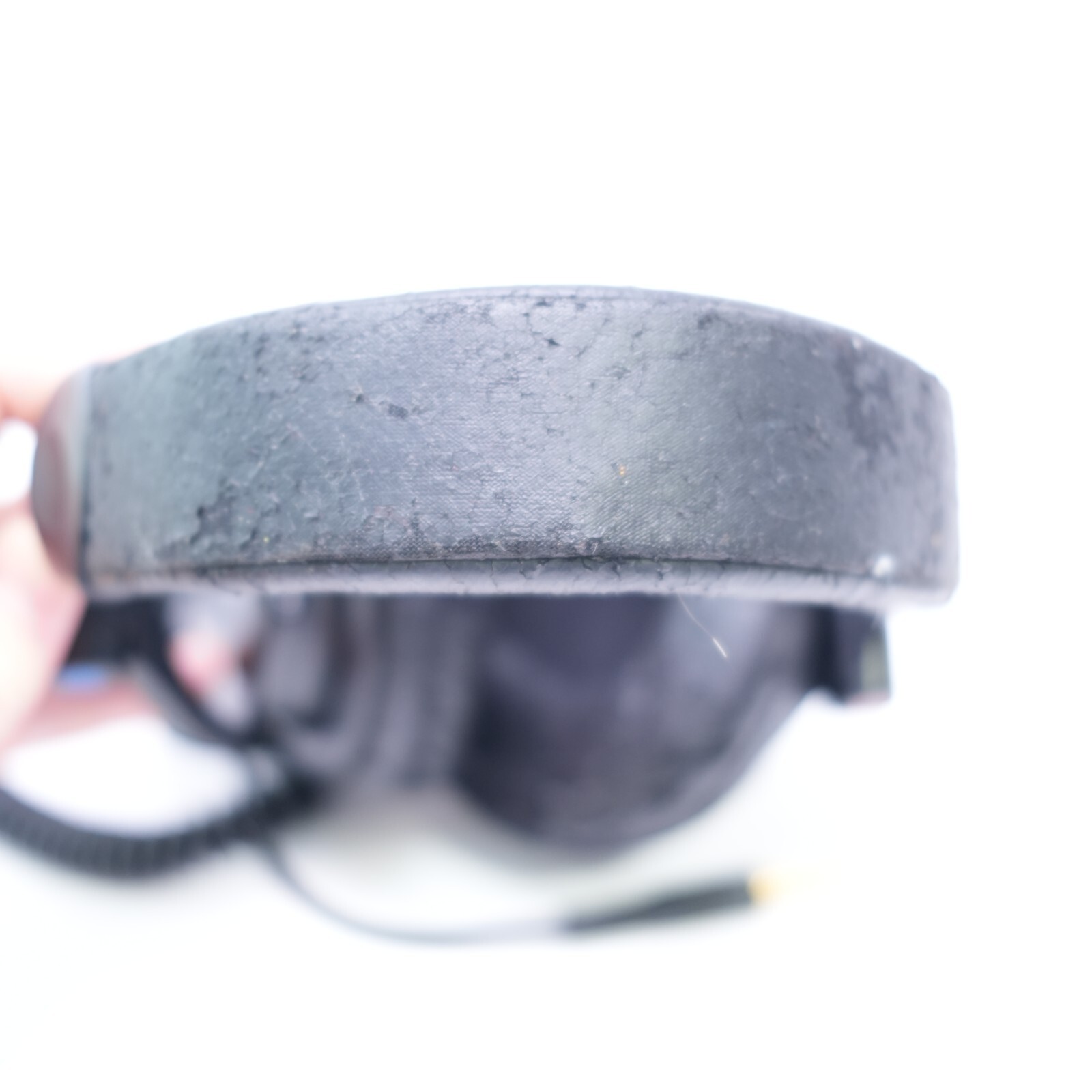 * Sony MDRV600 Headband Wired Dynamic Stereo Pro Studio Headphones