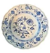 Meissen Blue Onion Soup Bowl  Crossed Swords 9 1/4" Blue White Scalloped Edge