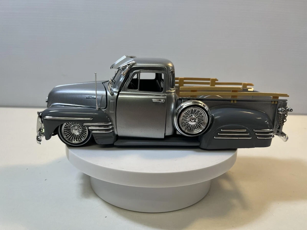 Chevrolet 1951 Vehicle Year Contemporary Manufacture Diecast Cars