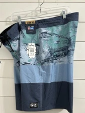 Pelagic Mens Strike Open Seas Camo Shorts Size 40