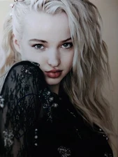 Dove Cameron Hand Signed 8x10 Orignal Glossy Finish LOA Genuine Athentic 