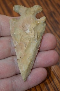 Stylized Tan Chert Archaic Beveled Thebes Parke Co Indiana 3 x 1.3/8 Good Form