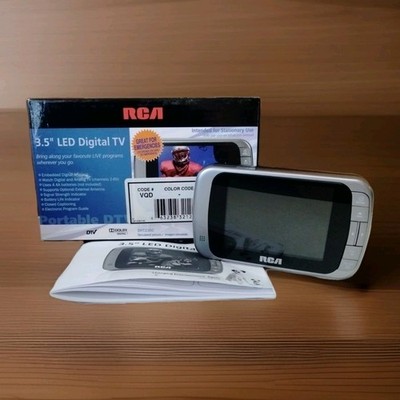 RCA DHT235C  DTV Portable 3.5'' LED Digital Handheld Color TV TESTED WORKS