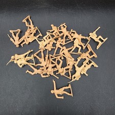 Vintage Large Lot of Unbranded Tan Plastic Army Men