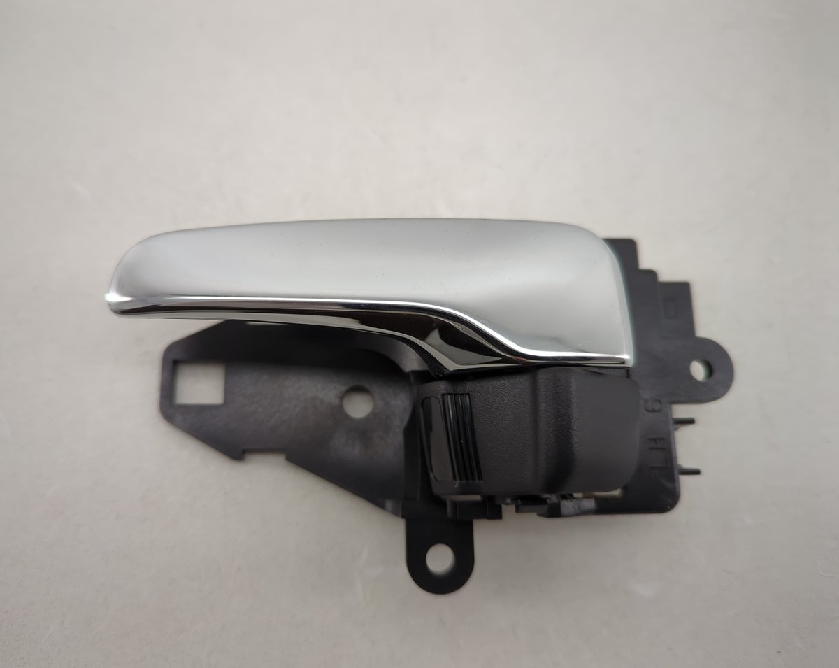 New OEM Genuine Mitsubishi Door Handle 2007-2017 Lancer Outlander