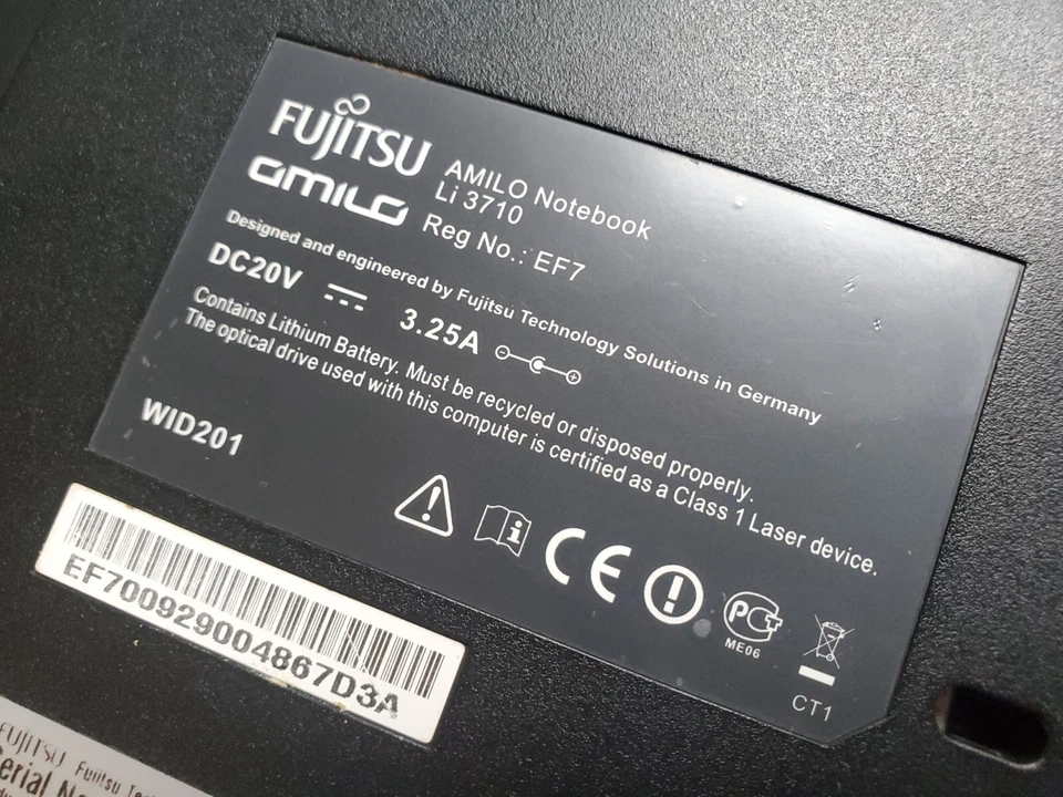 Fujitsu Amilo LI3710, Core2 Duo T7300 2 Ghz, 4 Gb RAM. Portátil retro sin sistema operativo sin disco duro Foto 4 de 4