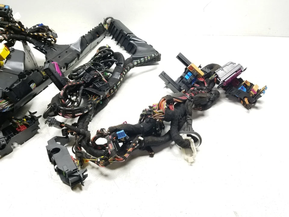 2013 2014 2015 AUDI S4 3.0L TFSI INTERIOR & DASH WIRE HARNESS W/ FUSE BOX OEM - Image 4 of 4