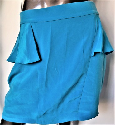 新品未開封 KYNE NONCHELEEE Untitled 2023 Blue NWT-NAVEN TURQUOISE BLUE PETAL PEPLUM 100% SILK MINI SKIRT