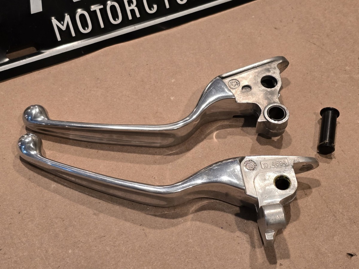 OEM Brake & Clutch Levers Harley Touring Road King Street Glide