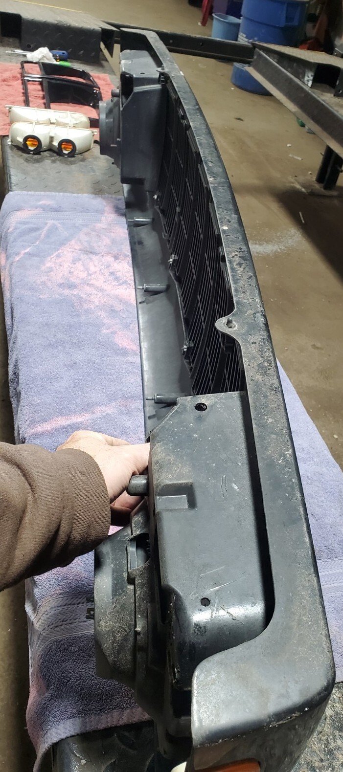 97 98 99 00 01 Jeep Cherokee XJ Sport Classic Header Panel Grille