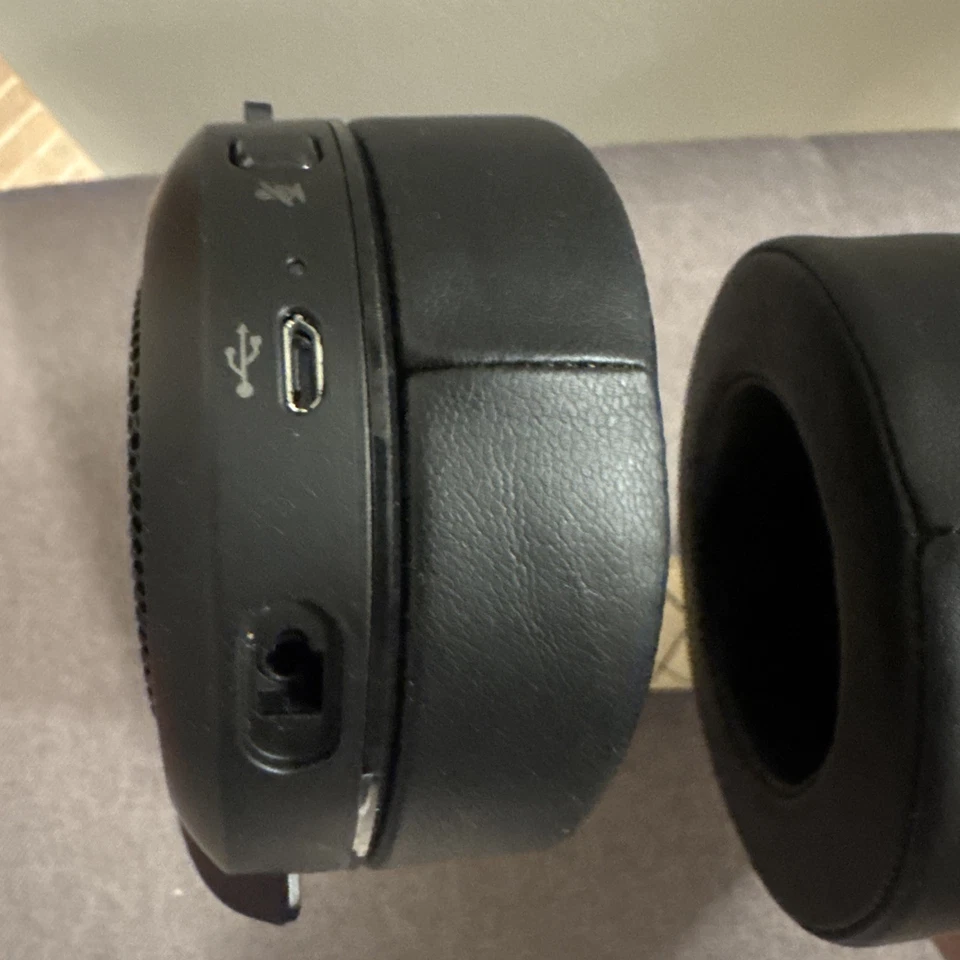 Corsair HS70 Pro Wireless Gaming Headset – NO dongle.  - Image 3 of 4