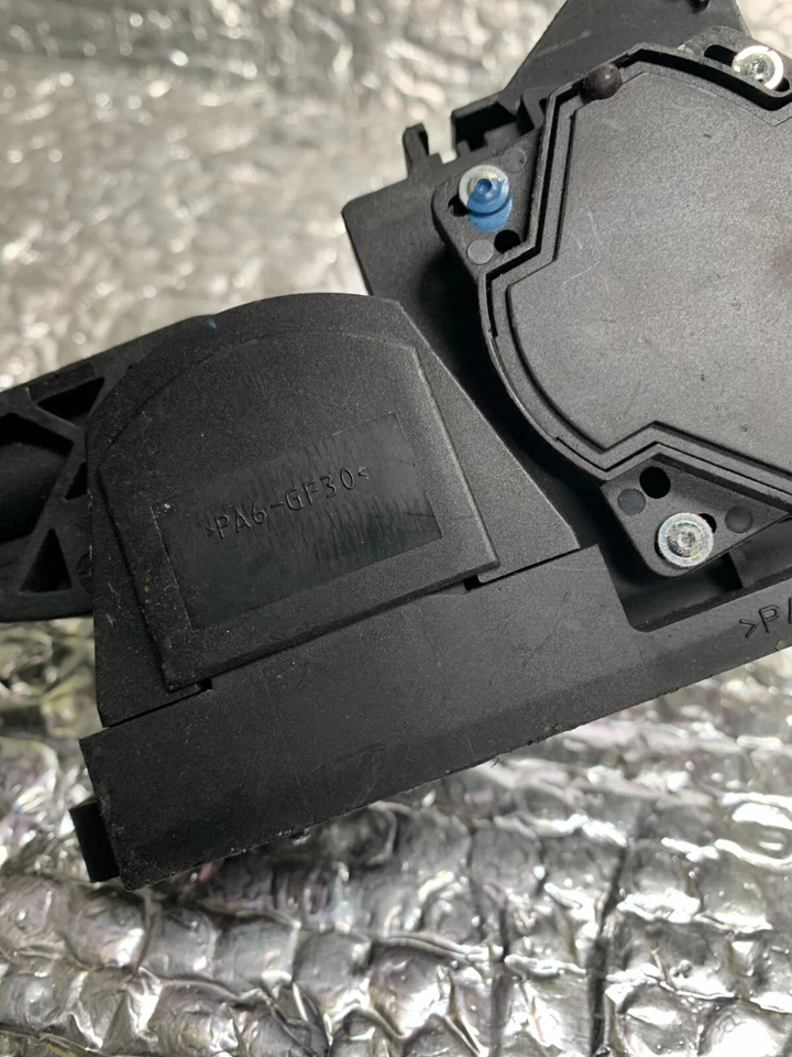 VW POLO MK4 2005 pedal acelerador 0281002374 Foto 3 de 4