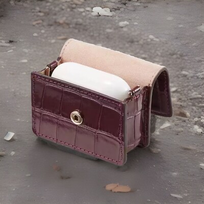 Kate Spade New York Knott Leather Airpods Pro Necklace