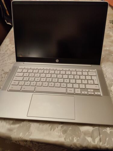 HP Chromebook 14" Laptop PC 14a-nd0001sa, AMD 3015Ce, 4GB RAM, 64GB SSD, HD - Picture 1 of 5