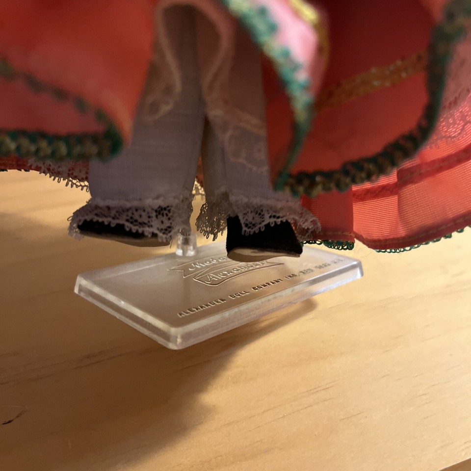 Madame Alexander 8" ITALY International Doll 593 Original Stand Z14 eBay