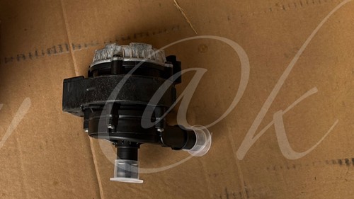 Pump circulation water electric Renault Megane 4 IV 1.6 E-Tech hybrid