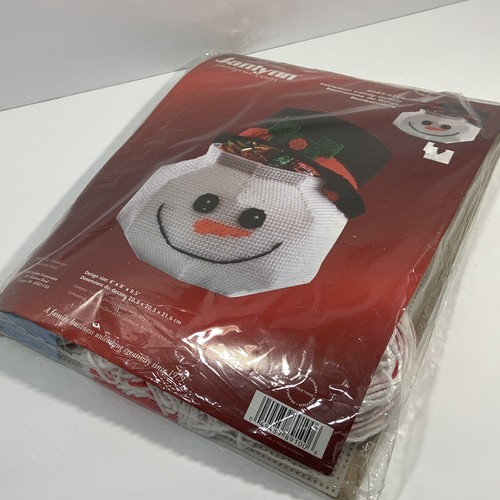 VTG 2002 Janlynn Snowman Candy Holder Plastic Canvas Kit #89-100 8x8x8.5" - Picture 7 of 9