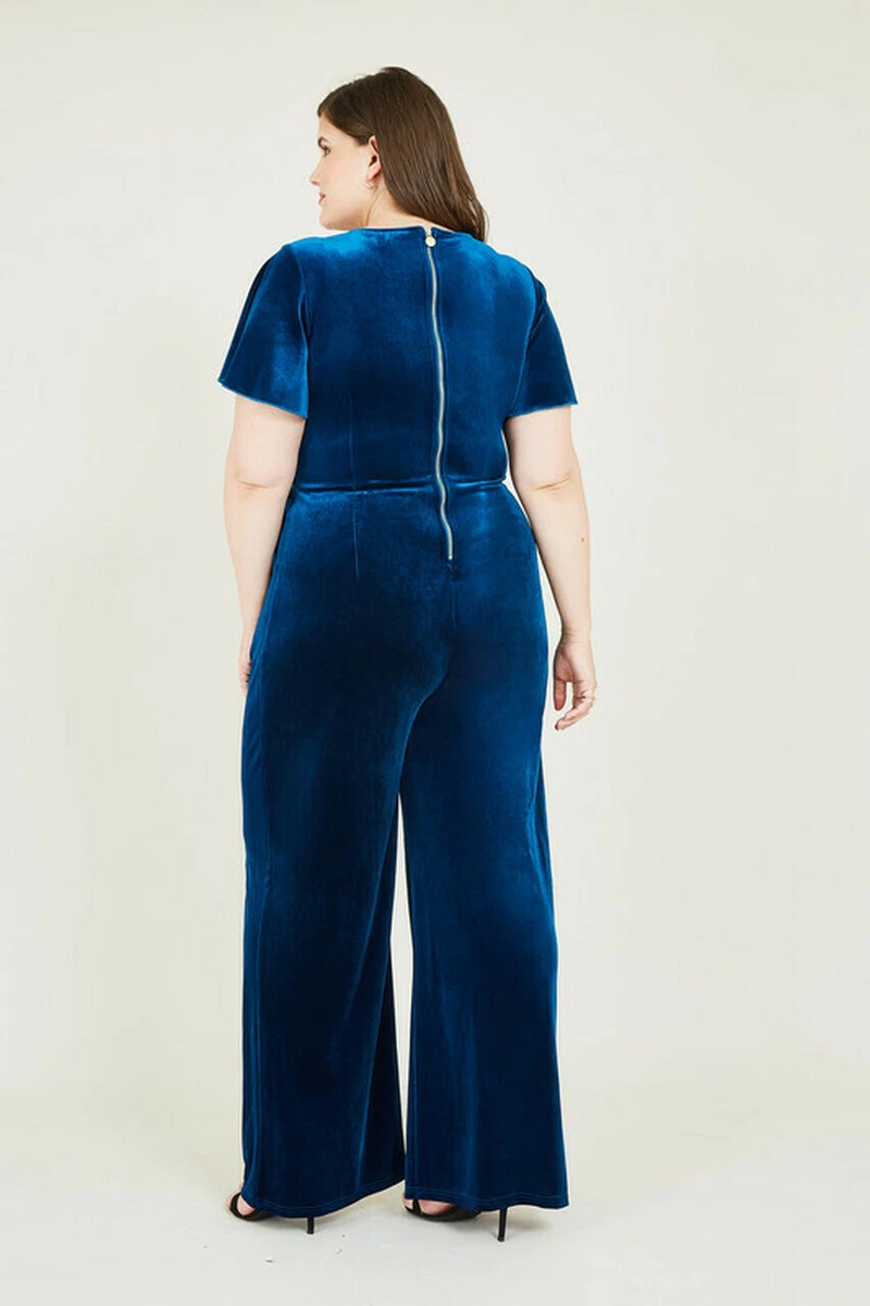 Yumi hotsell curves jumpsuit