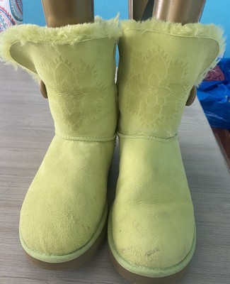 light green ugg boots