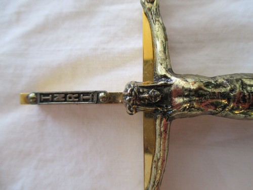 Vintage PIUS Catholic Priest Traveling Mass Kit Sick Call Set With Case Crucifix - Picture 9 of 14