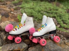 Roller Derby "Magna 700" Womens Roller Skates Size 4 Youth/Women s White Pink
