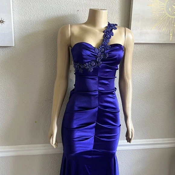 Xscape Purple One shoulder Embellished Strap Formal Dress 4 eBay