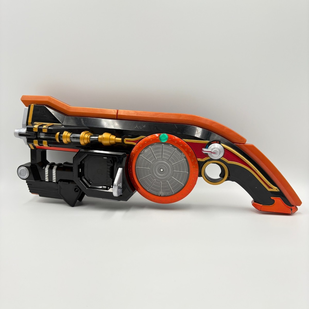 Kamen Rider Gaim Scratch Loaded DX Hinawa DJ Gun & DX Kachidoki