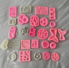 26 Piece Silicone Fondant/baking/chocolate/ice Moulds . Various Designs
