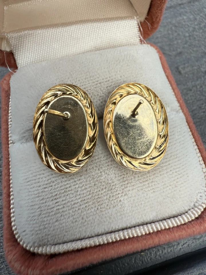 Vintage 14K Yellow Gold 1.5Cm by 1CmOval Lapis Lazuli Swirl Border Stud Earrings - Image 4 of 4