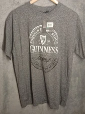 *NWT *Guinness Men’s Dark Gary with Felted Logo Relaxed Fit T Shirt – Large – 