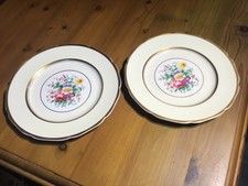 Johnson Brothers PAREEK Dinner Plates Floral Pattern with Gold Gilding - 27.5cm