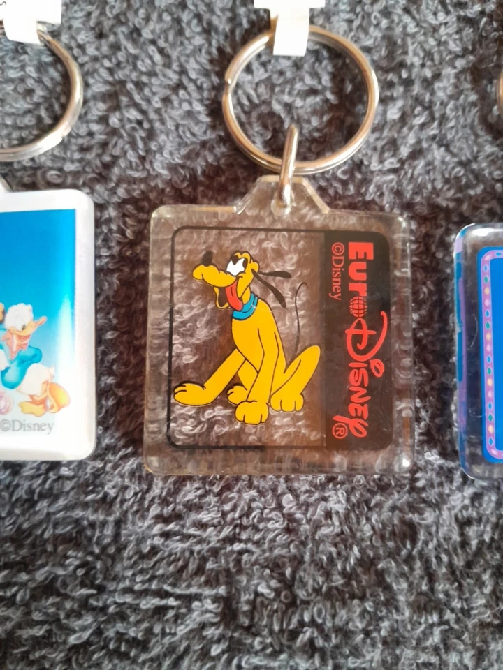 Vintage Euro Disneyland Keychains With Original Price Tags 5 Year Paris - Image 4 of 4