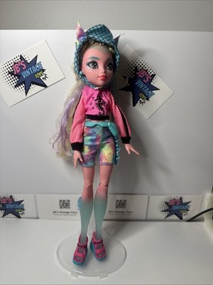 Monster High LAGOONA BLUE G3 Reboot Doll Mattel 2021 Not Complete