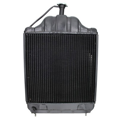 Radiator 219581 - Fits Case/IH Fits model: 480C 219581