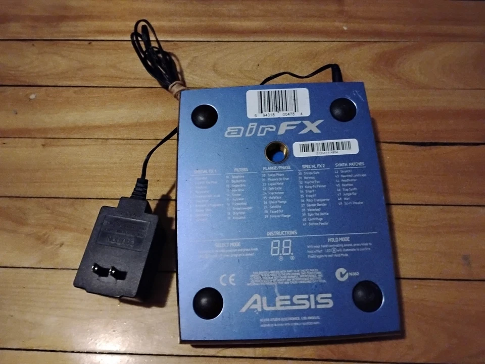 RARE Alesis AirFX Sound and Effects Controller - DJ Equipment Theramin Device Foto 3 de 4