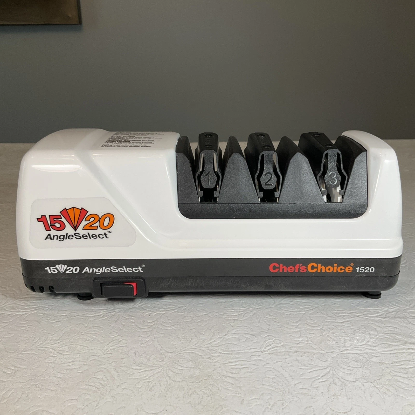 Chef’s Choice 1520 Electric Knife Sharpener Angle Select White