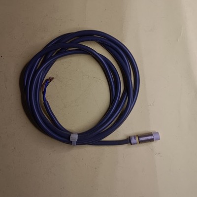 Omron E2E-X5ME1 Inductive Sensor 3-Wire NPN NO 5mm Range 6-36VDC