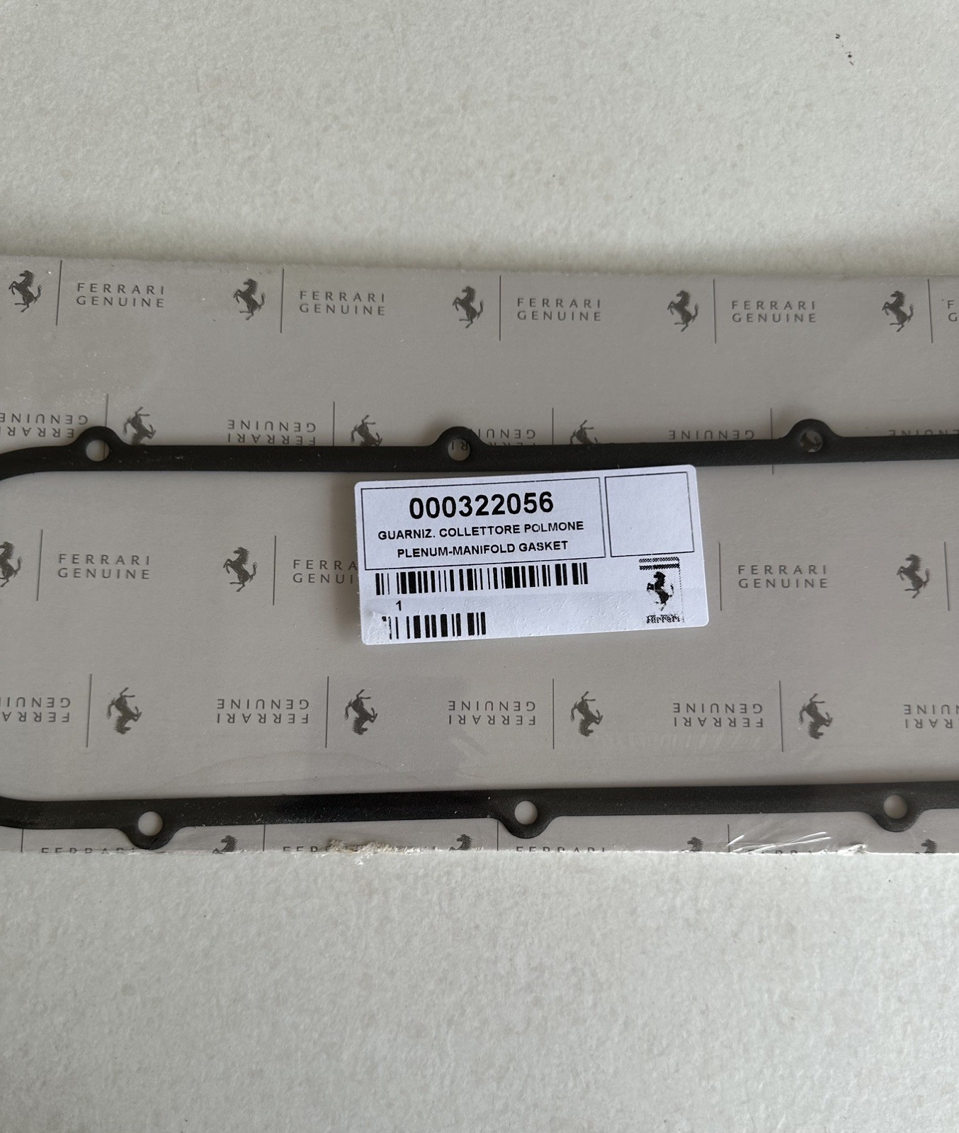 2010-2015 FERRARI Plenum Manifold Gasket OEM 000322056 new 