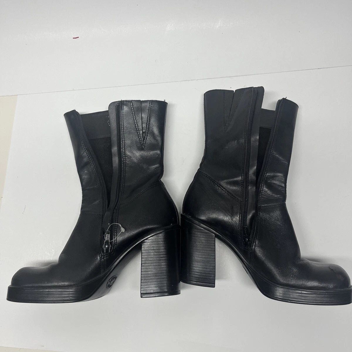 90s chunky hotsell heel boots