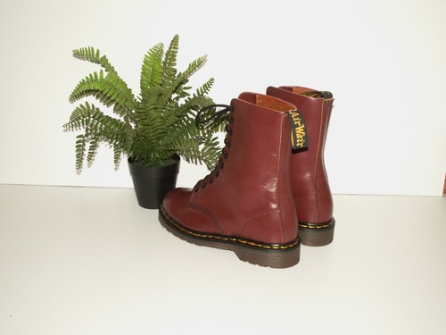 Dr. Martens 1490 Cherry Red Boots 10 Ösen Made in England UK 7 EU 41 US 8 880 - Bild 4 von 10