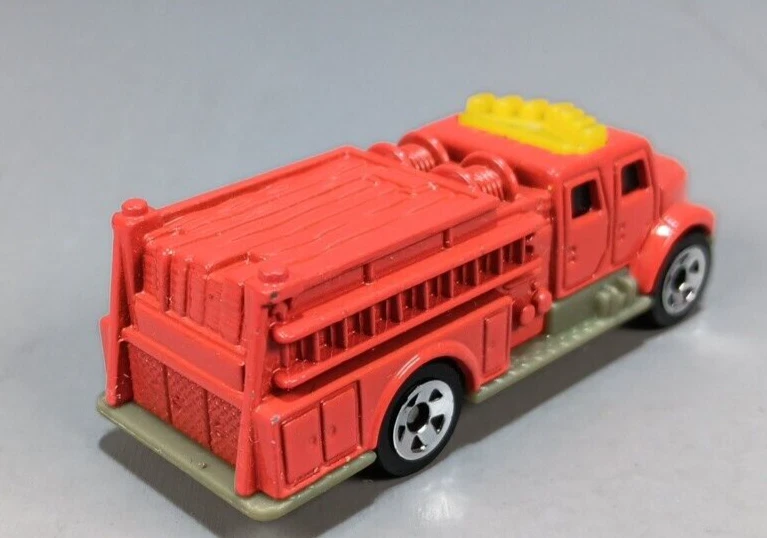 2002 Matchbox Mattel International Pumper McDonalds - Image 3 of 4