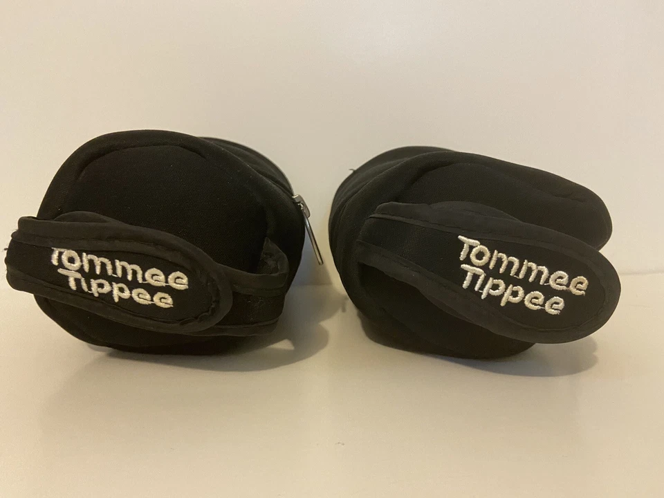 Paquete de dos bolsas para botellas aisladas Tommee Tippee, ligeras y compactas, negras Foto 2 de 3